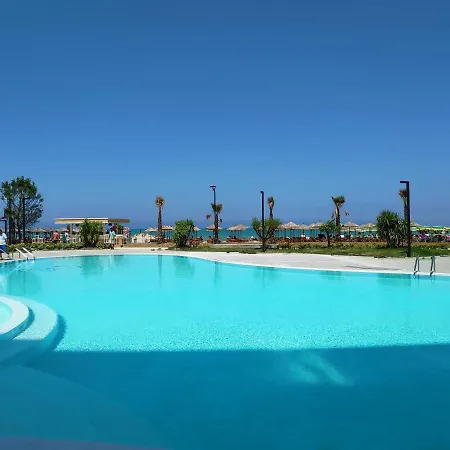Supreme Hotell Golem (Tirana)