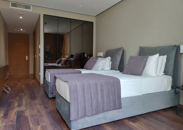 Supreme 5* Golem (Tirana)