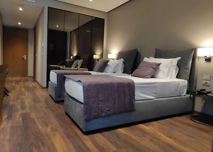 Supreme Golem (Tirana)