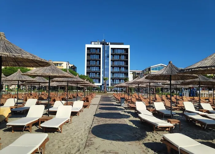 Supreme Golem (Tirana)