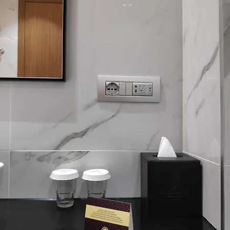 Hotell Supreme Golem (Tirana)
