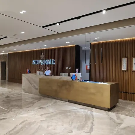 Supreme Hotell