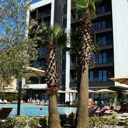 Hotell Supreme Golem (Tirana)
