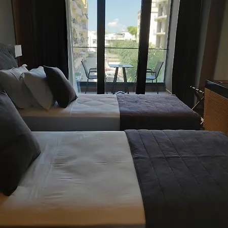 Supreme Hotell Golem (Tirana)