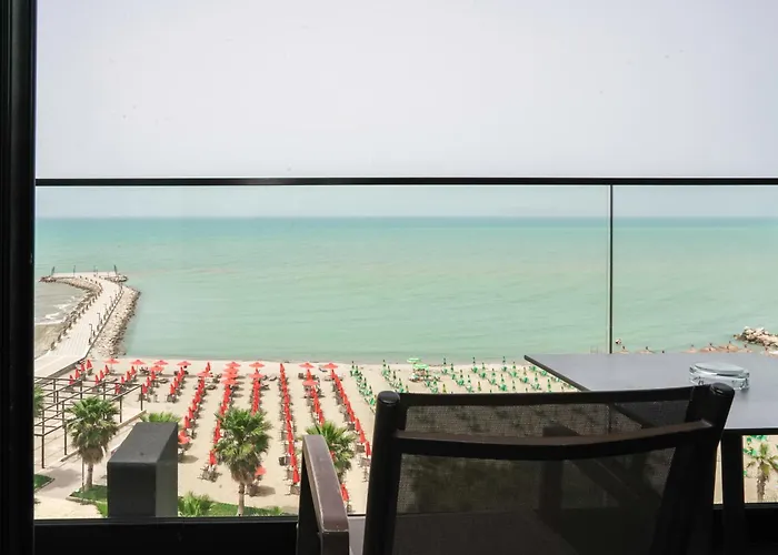 Supreme Hotel Golem (Tirana)