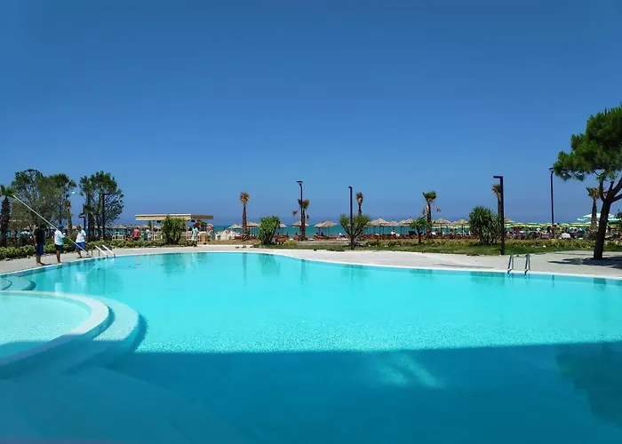 Supreme Hotel Golem (Tirana)